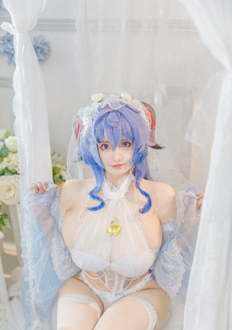 GUAZA sexy akt bilder