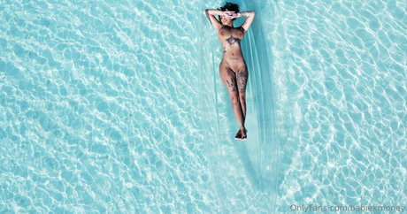 babiekmoney heiße nacktheit foto