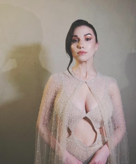 Grace Caroline Currey schauspielerin erwachsene galerie