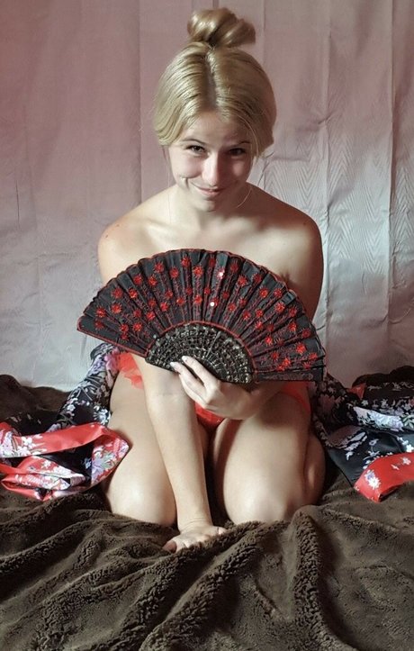 Everyday Harleyquinn xxx nacktheit bilder