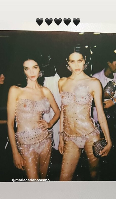 Amelia Gray Hamlin perfekte pornographische galerie