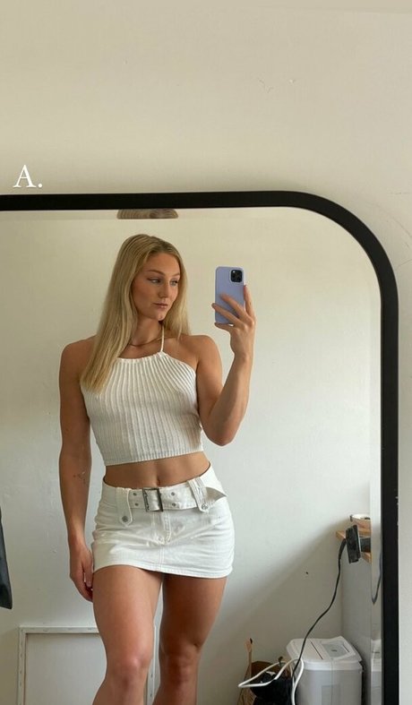 Molly Caudery Bilder