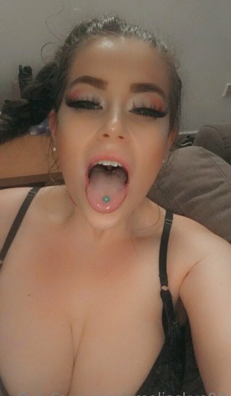 zierliche asiatische onlyfans hübsche kostenlose bild