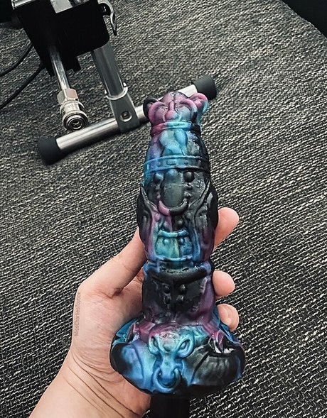 misscharliestoybox heiße xxx bilder