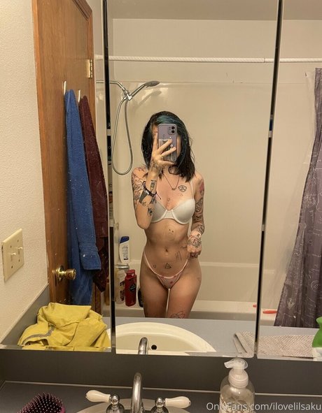 ilovelilsaku erotische porno bild