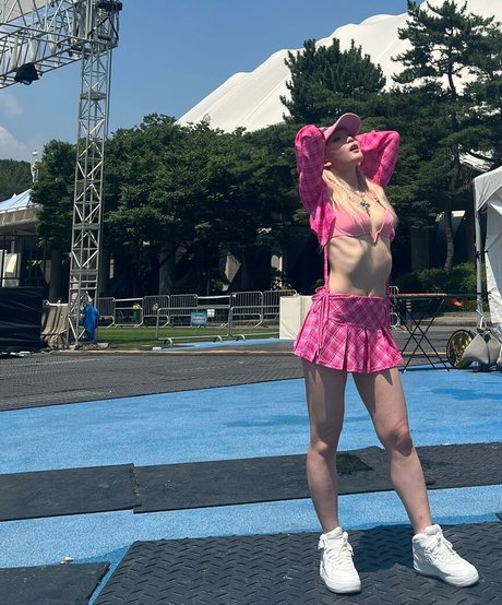 WomenK pop schauspielerin nackten bilder