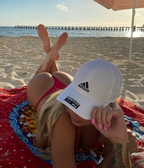 Joyce Gumiero exklusive hd bild