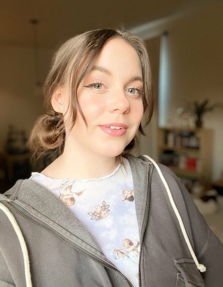 SarahKey hd nackten foto