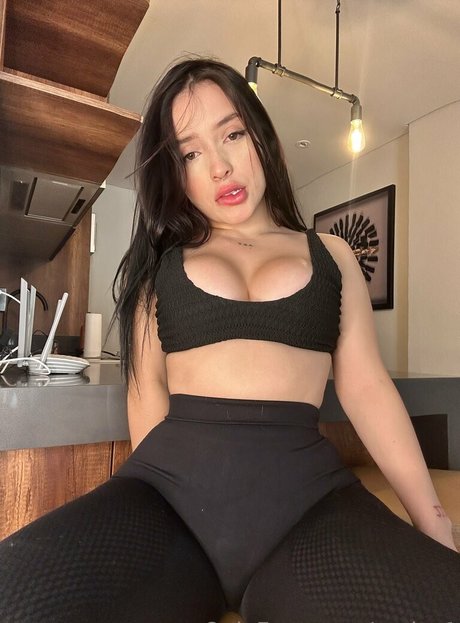 majo 1 xxx nacktheit galerie