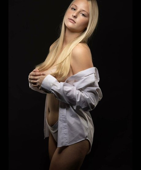 Anya Truax hübsche schöne bilder