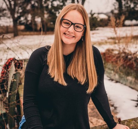 Anya Truax pornostar hd galerien