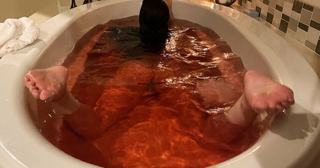 superfanabela exklusive nackt bild