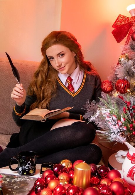 Ezy Summers Cosplay exklusive nackte bilder