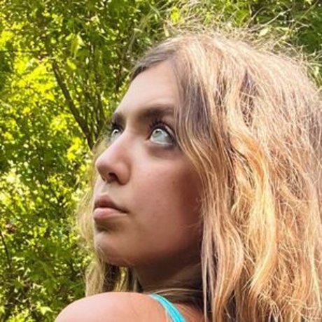 deedeemariev heiße nackt foto