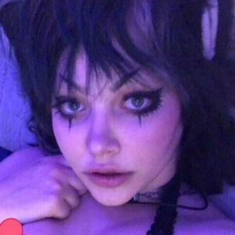 Guttergirlgab sex bild