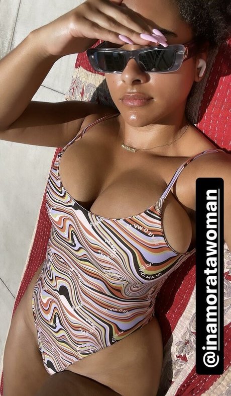 Raina Morris schöne exklusive bild