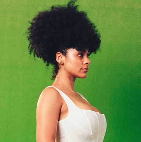 Raina Morris sexy schöne bilder