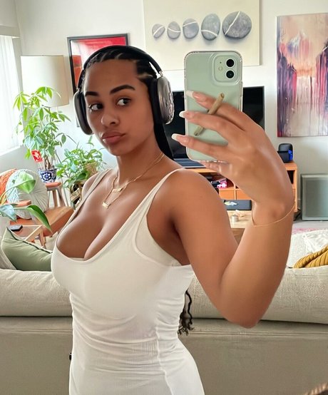 Raina Morris pornostar exklusive foto