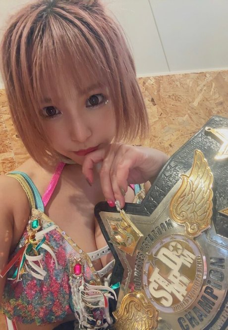 Mina Shirakawa hd schöne archiv