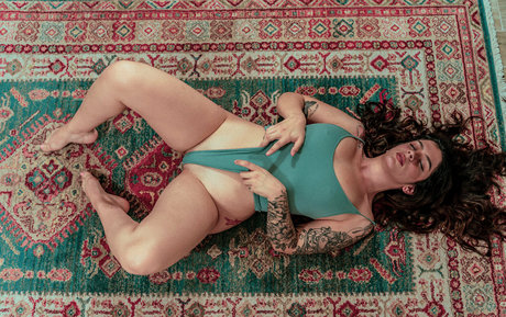 likethebugortheletter model pornographische galerie