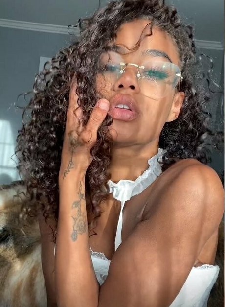 scarlitscandal Bilder