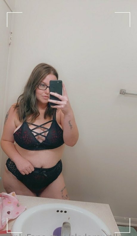 skylarswallows kunst nackte archiv