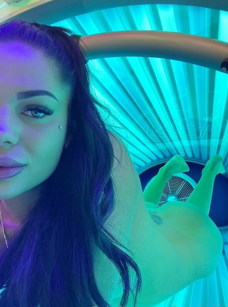 Buczku Lili porno nette bild