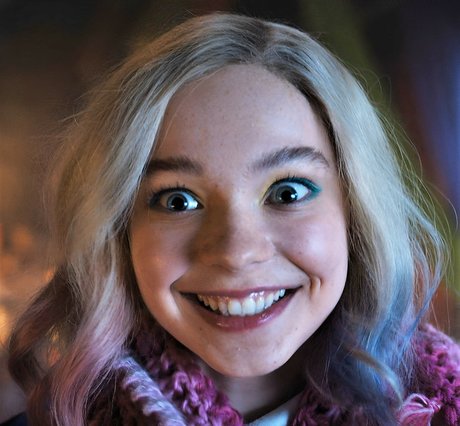 Emma Myers sexy nacktheit fotos