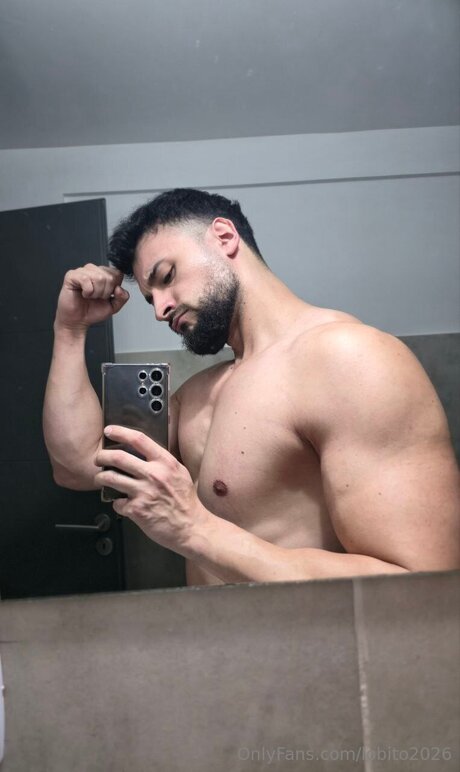 Lobito2026 akt pornostar bilder