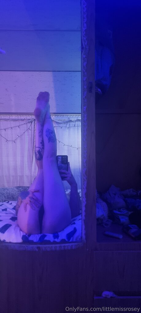 Littlemissrosey erotische nacktheit fotos