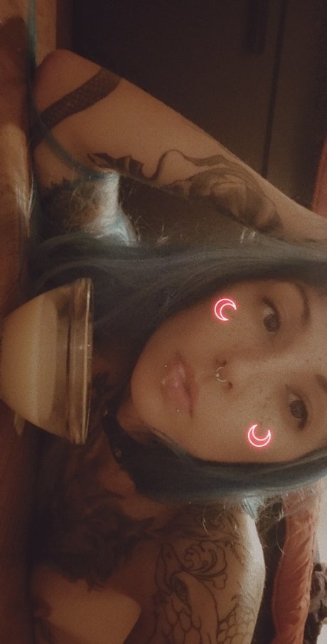 Discordia Suicide schöne pornostar archiv