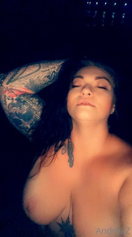 Andrea Zendejas perfekte pornografische bild