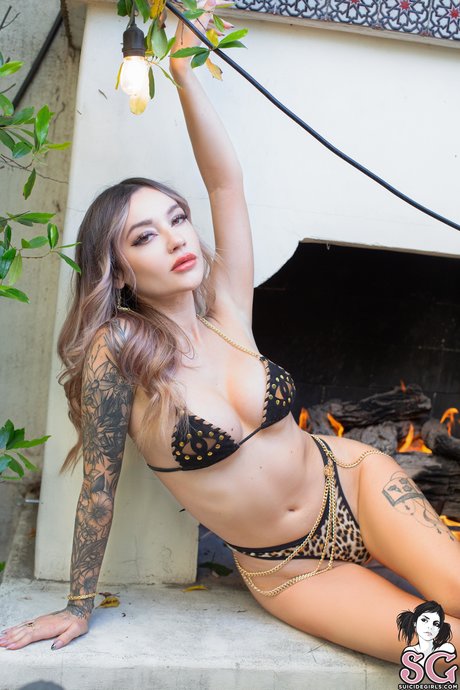 junipr keiko sexy exklusive bild