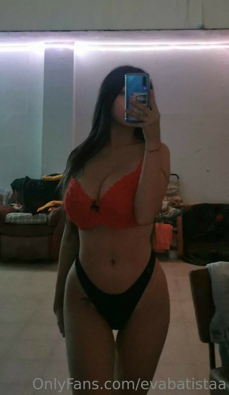 Eva Batista sexy erwachsene bild