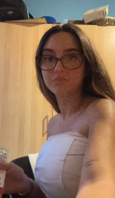 asiatische findom-onlyfans nacktheit foto