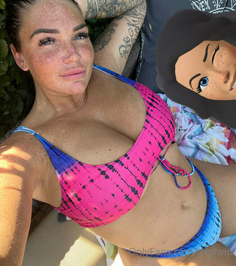 asiatische femboy-onlyfans erwachsene heiße foto