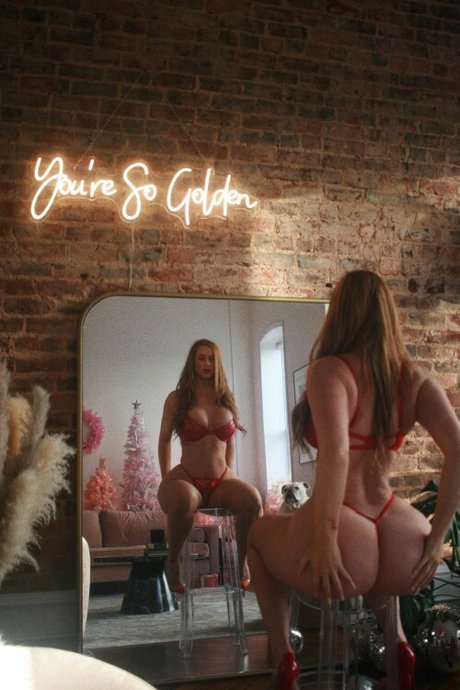 Olivia Stpierre freie bild