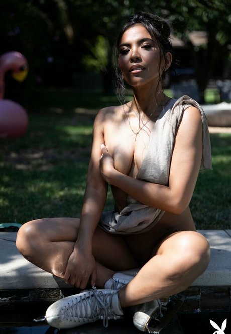 Jada Kai xxx top bild