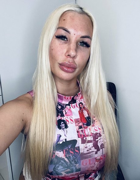 kyrahotxxx xxx schöne foto