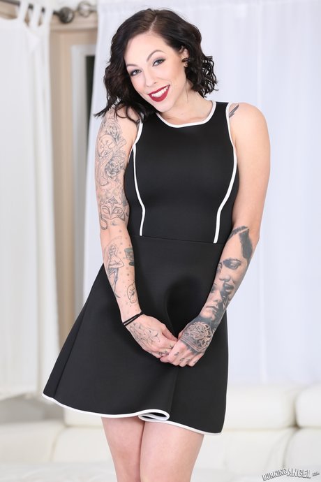 Harlow Harrison hd nackten bilder