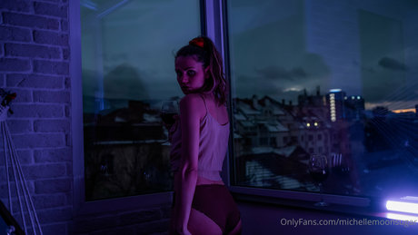 Ellie Land model schöne galerien