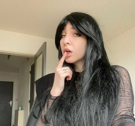 yuki tsuki schauspielerin schöne galerie