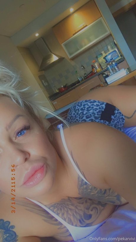 pekarvivi hübsche xxx galerien