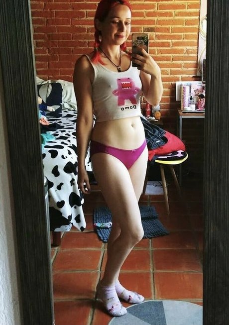 Litzia Moon perfekte nackt galerien