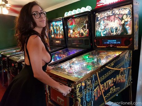 April O Neil exklusive erwachsene bild