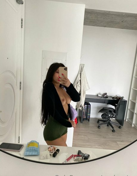 Azalyastar nackt schöne galerie