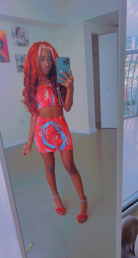 Mini Stalli nackten fotos