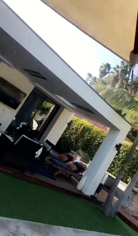 Edwina Carla Isaacs kostenlose schöne fotos