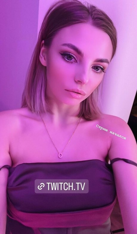 busya18plus kunst nackte galerie