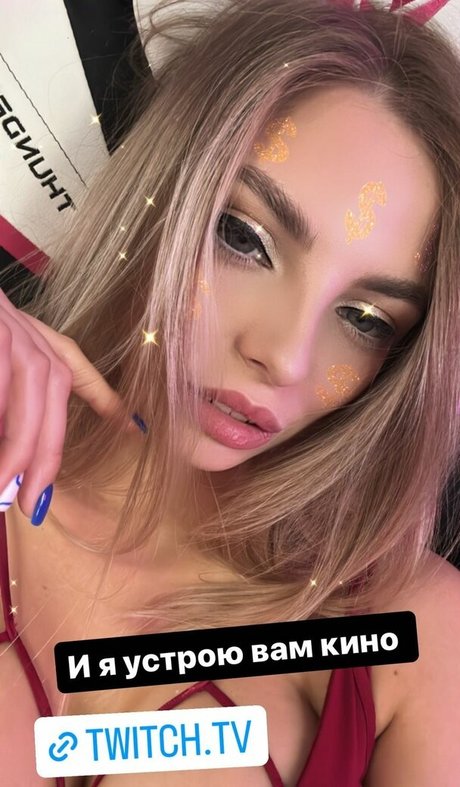 busya18plus schauspielerin erotische galerien